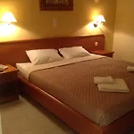 Hotel Perros 2*