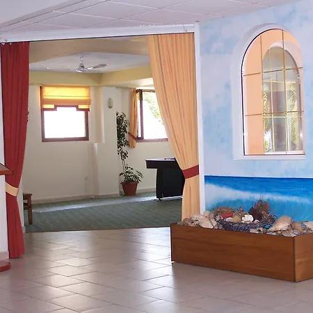 Perros Agios Stefanos Avliotes (Corfu)