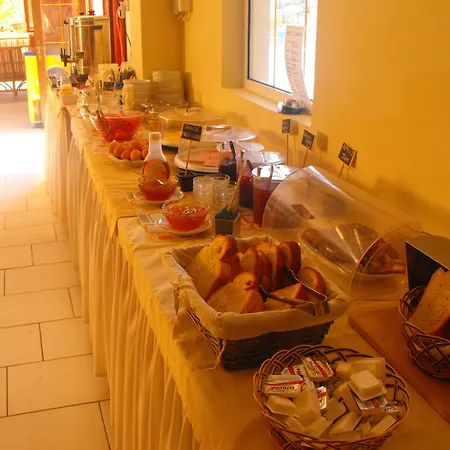 Hotel Perros Agios Stefanos Avliotes (Corfu)