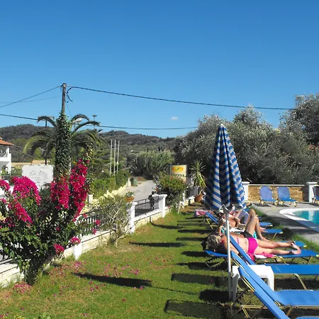 Perros Agios Stefanos Avliotes (Corfu)