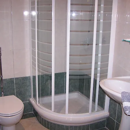 Perros Hotel Agios Stefanos Avliotes (Corfu)