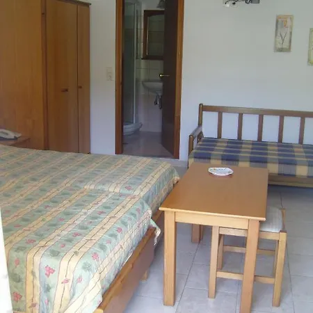 Hotel Perros