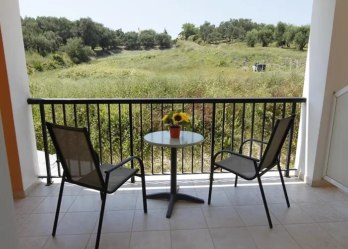 Perros 2* آغيوس ستيفانوس