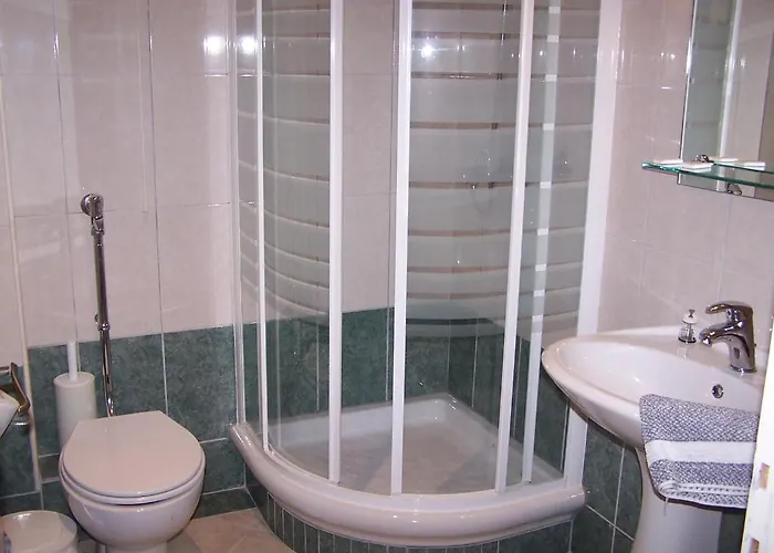 Perros آغيوس ستيفانوس